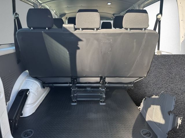 T6.1 2.0 TDI Kombi NAVI+KLIMA+8-SITZ+AHK+SHZ+PDC
