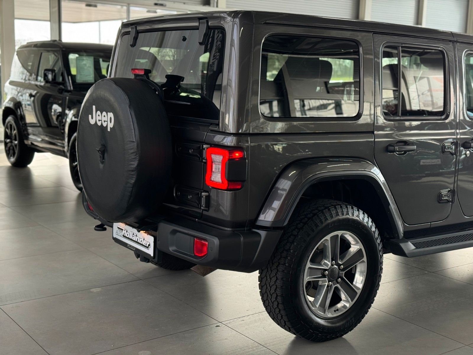 Fahrzeugabbildung Jeep Wrangler Unlimited 2.0 T-GDI Sahara "Di.-Sperre"