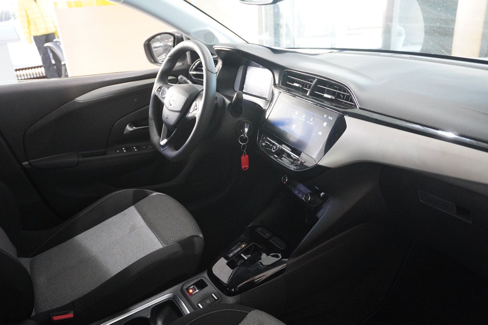 Fahrzeugabbildung Opel Corsa F 1.2T FACELIFT NAVI/LED/VIRT./KAMERA/DAB+