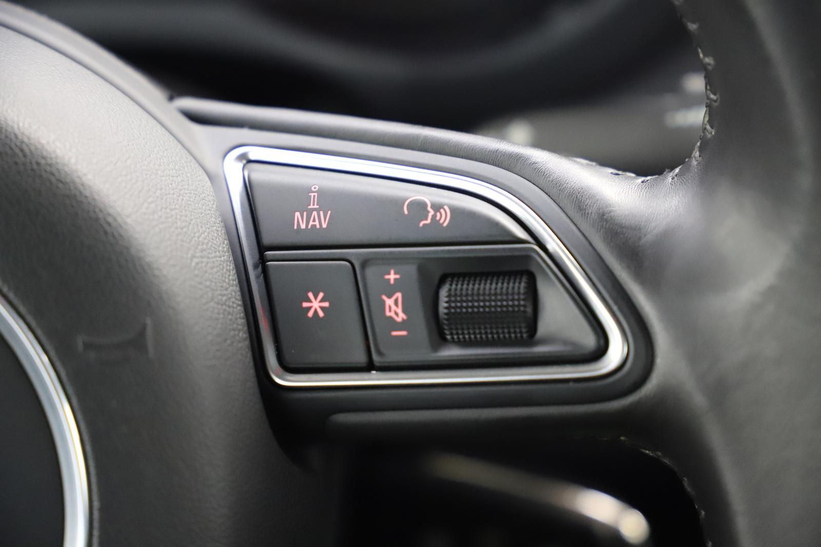 Audi A1 1.4TFSI 122PS S tronic ambition BOSE 1Hand