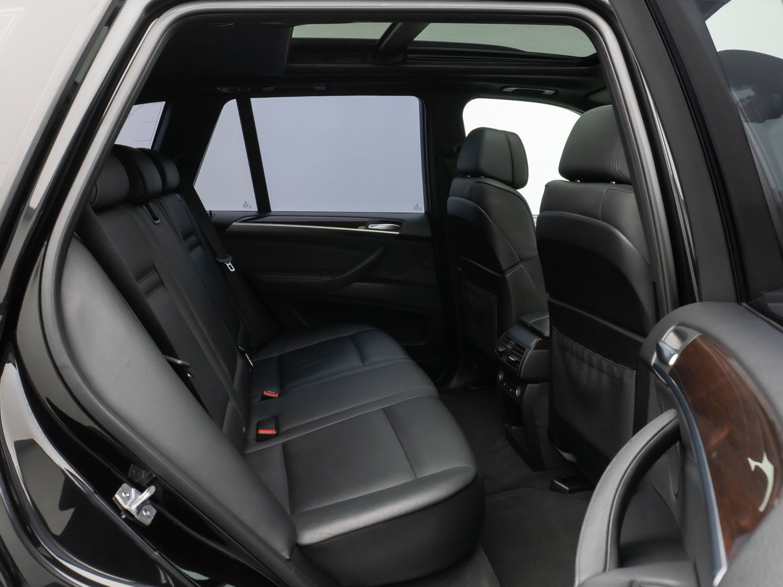 Fahrzeugabbildung BMW X5 xD40d Sport Panorama Kamera HUD HiFi SoftCL