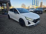 Hyundai i20 Blackline 7-DCT +Bose+Navi+LED+Sitzhzg+ - Hyundai i20 mit Benzin-Antrieb