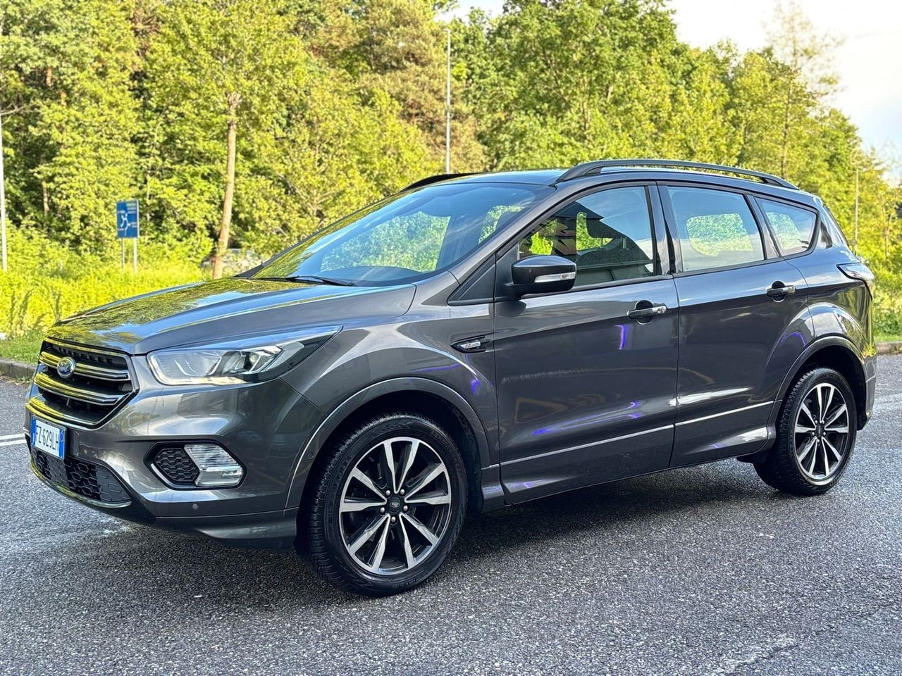 FORD Kuga
