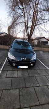 Peugeot 307 F - Peugeot 307 Gebrauchtwagen in Köln