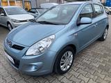 Hyundai i20 Comfort - Hyundai i20 aus 2011