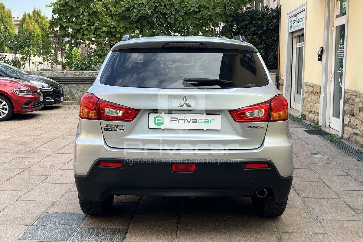 Mitsubishi ASX 2010 — photo 6