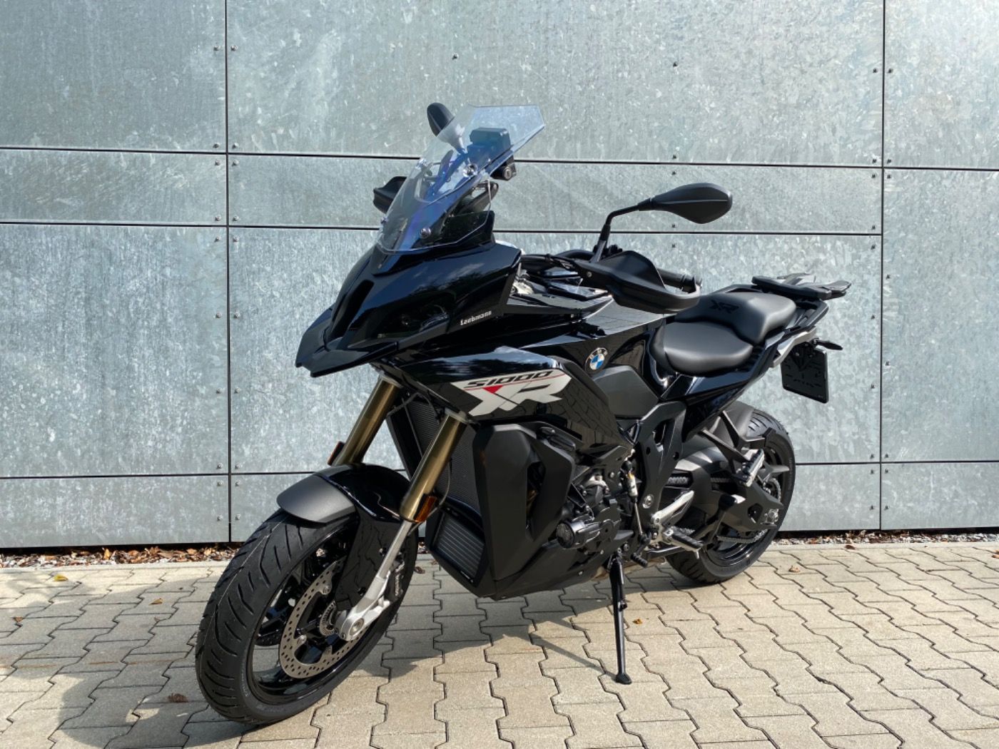 Fahrzeugabbildung BMW S 1000 XR Modell 2024 Touren- und Dynamik Paket