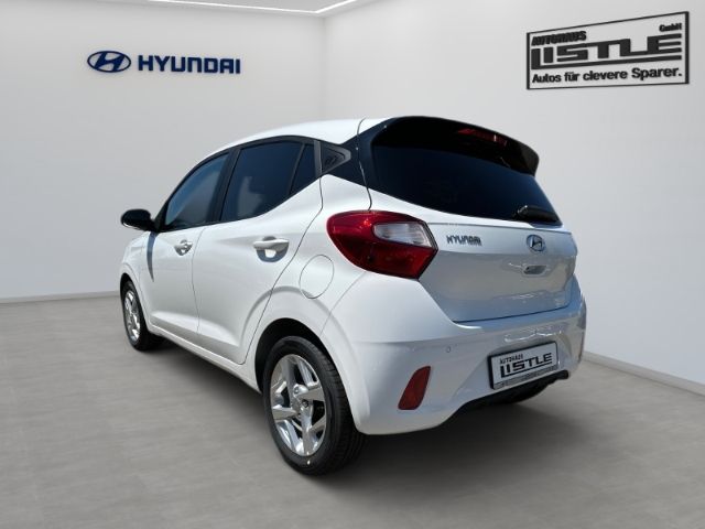 Fahrzeugabbildung Hyundai i10 Facelift (MJ24) 1.0 Benzin A/T Trend Navi Ap