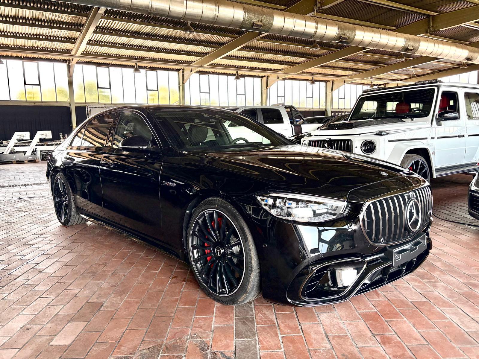 Mercedes-Benz S 63 AMG S63 AMG E-Performance 4Matic+ (Chaffeur/Night)