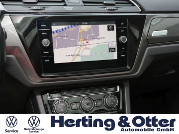 Volkswagen Touran - 10