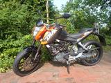 KTM Duke 125 - NAKED BIKE VON 81 BIS 125 CCM