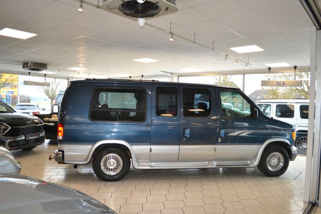Ford Econoline Van E-150  Low Top  4,6V8