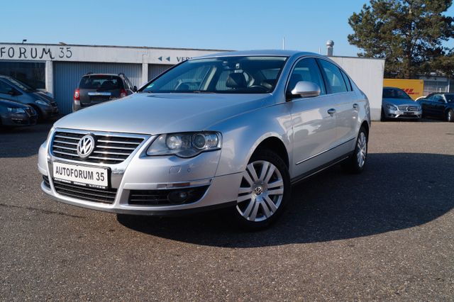 Volkswagen Passat Lim. Highline/PDC/LEDER/XENON/TÜV NEU