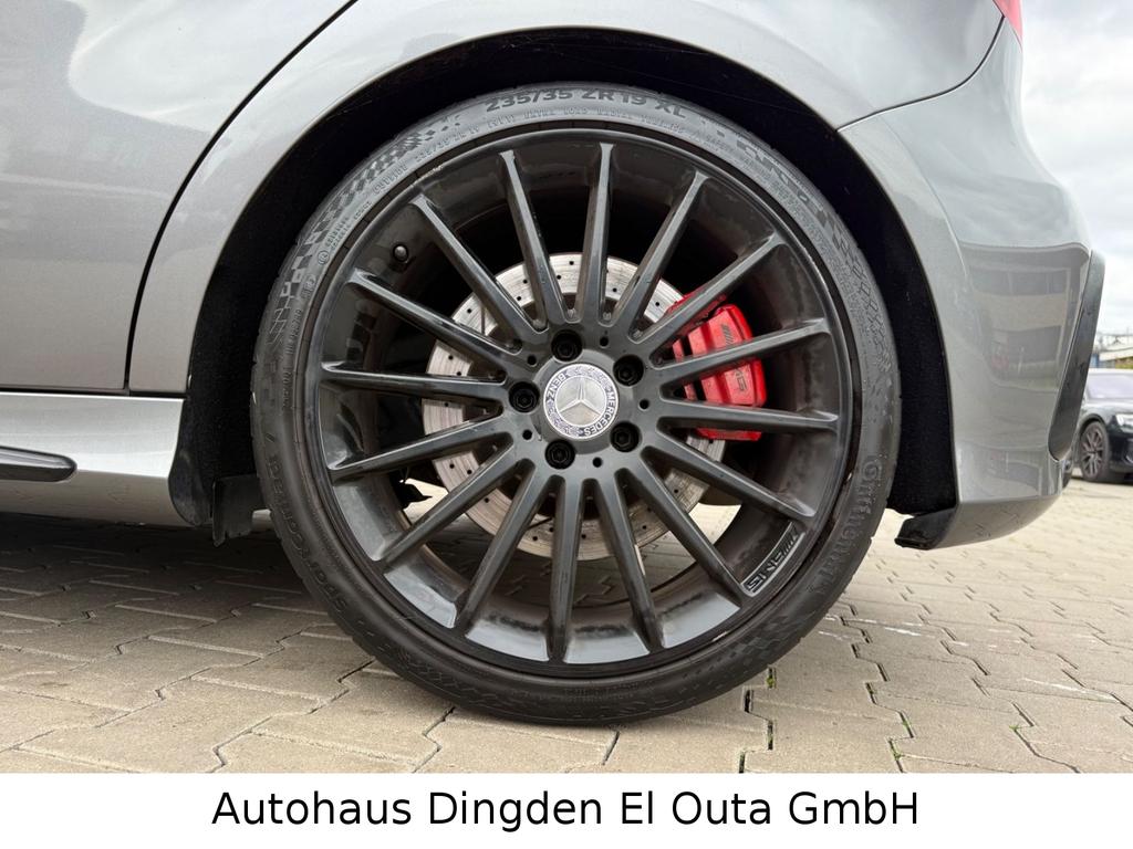 Mercedes-Benz A 45 AMG