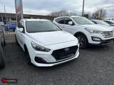 Hyundai i30CW Trend 1.4 T-GDi MT Navigation - Hyundai i30 mit Benzin-Antrieb: Weiß, Limousine, 1.4