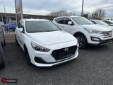 Hyundai i30CW Trend 1.4 T-GDi MT Navigation - Hyundai i30: Navigation