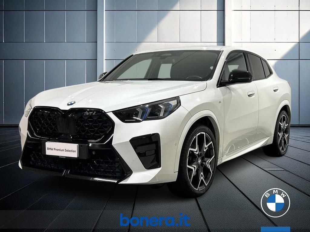 Image of BMW X2