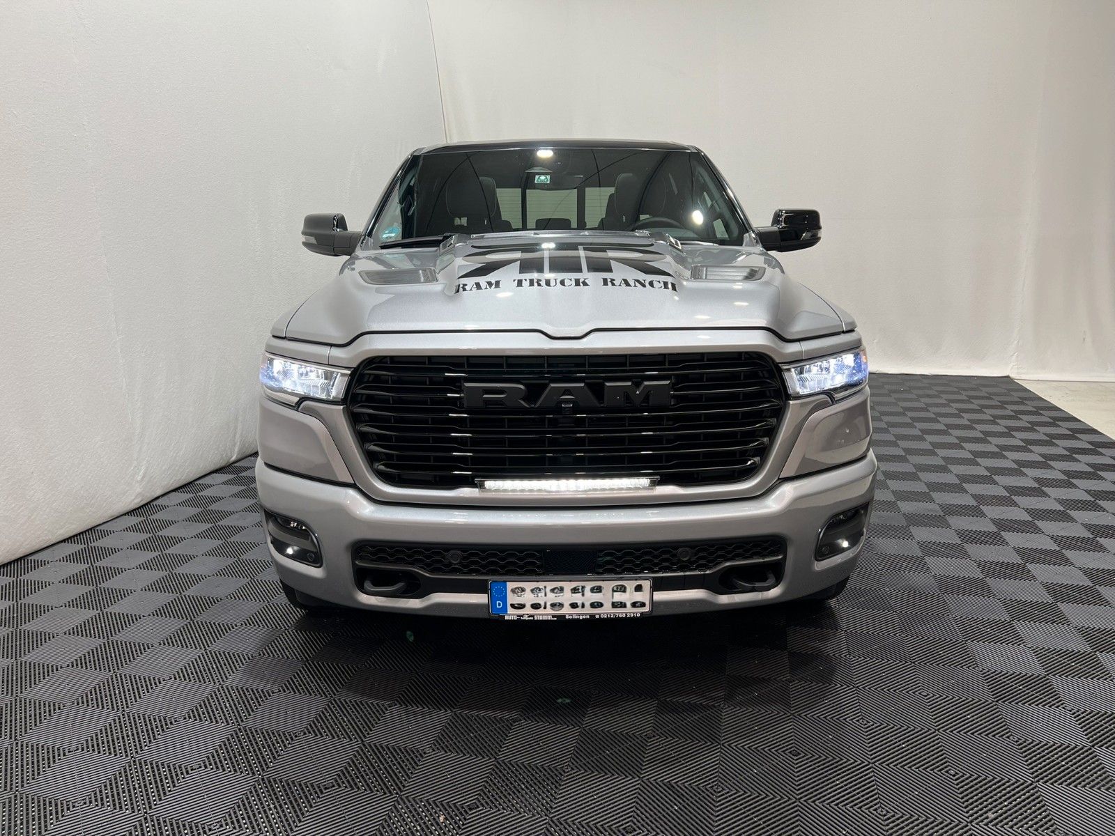 Fahrzeugabbildung Dodge RAM 1500 Laramie Sport 3.0L RTR Umbau