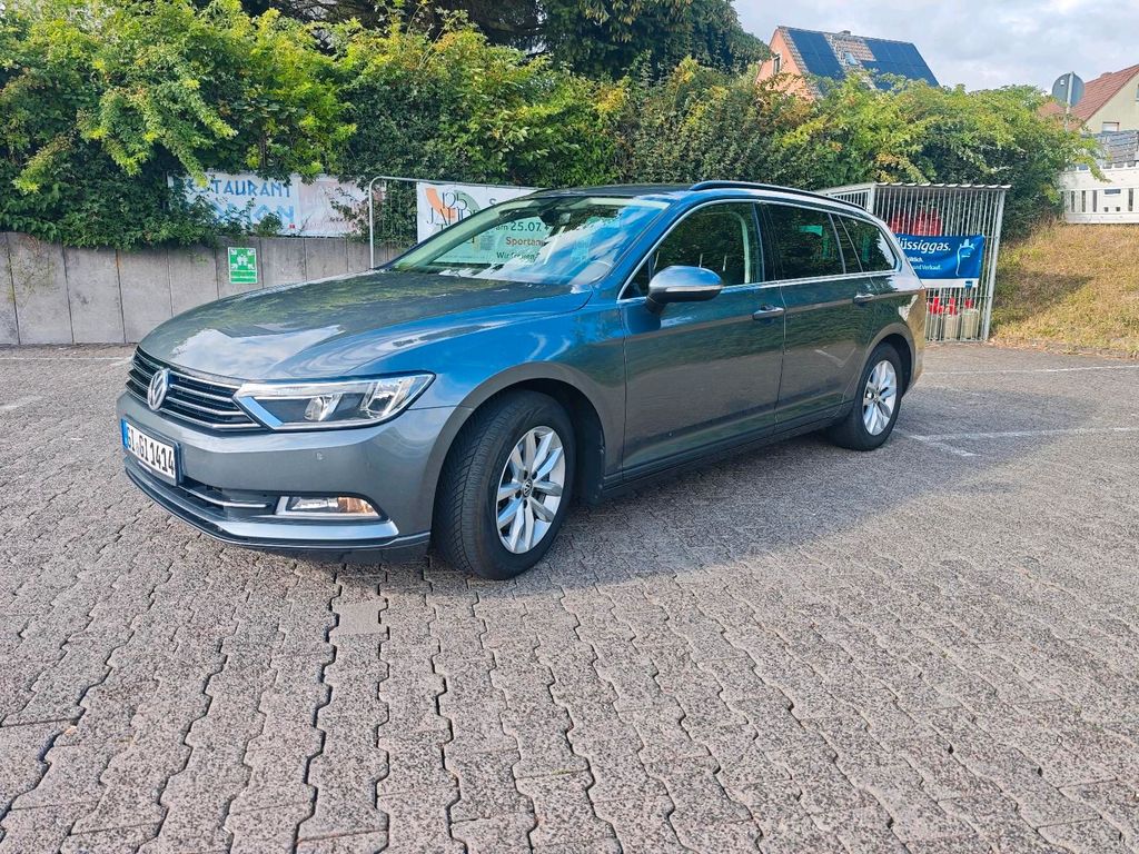 Image of Volkswagen Passat Variant