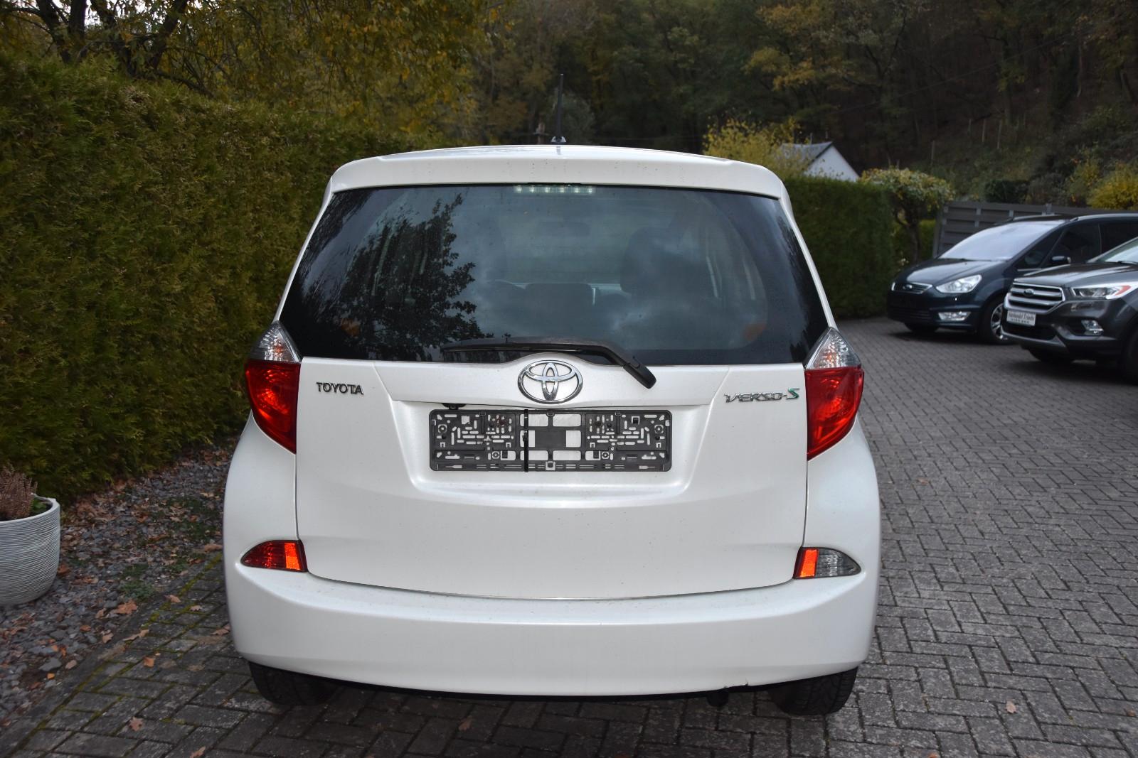 Toyota Verso-S 2014 — engine 1.329 cm³, 99 HP (73kW)