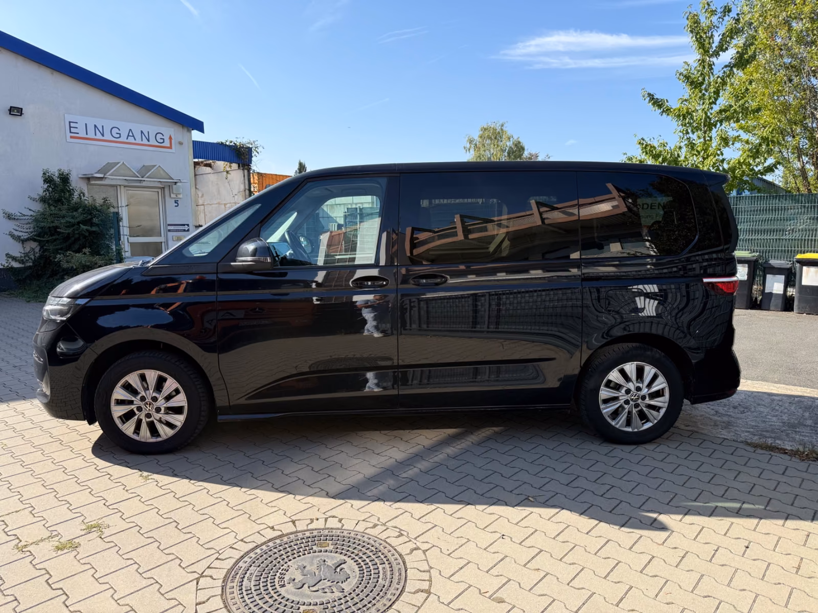 Volkswagen T7 Multivan 2.0 TDI MwSt DSG 6 Sitze AHK ACC LED, миниатюра 6
