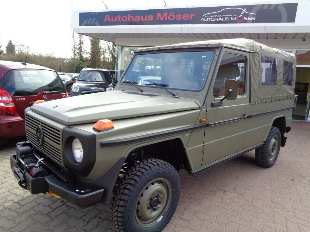 Mercedes-Benz G 230