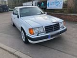 Mercedes-Benz Mercedes W124 E300 - Mercedes-Benz E 300 aus 1990