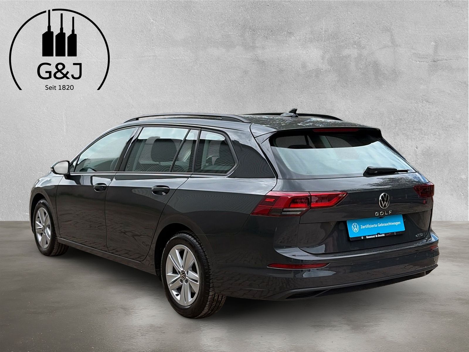 Fahrzeugabbildung Volkswagen Golf Variant 1.5 eTSI Life Kamera AppConnect SHZ