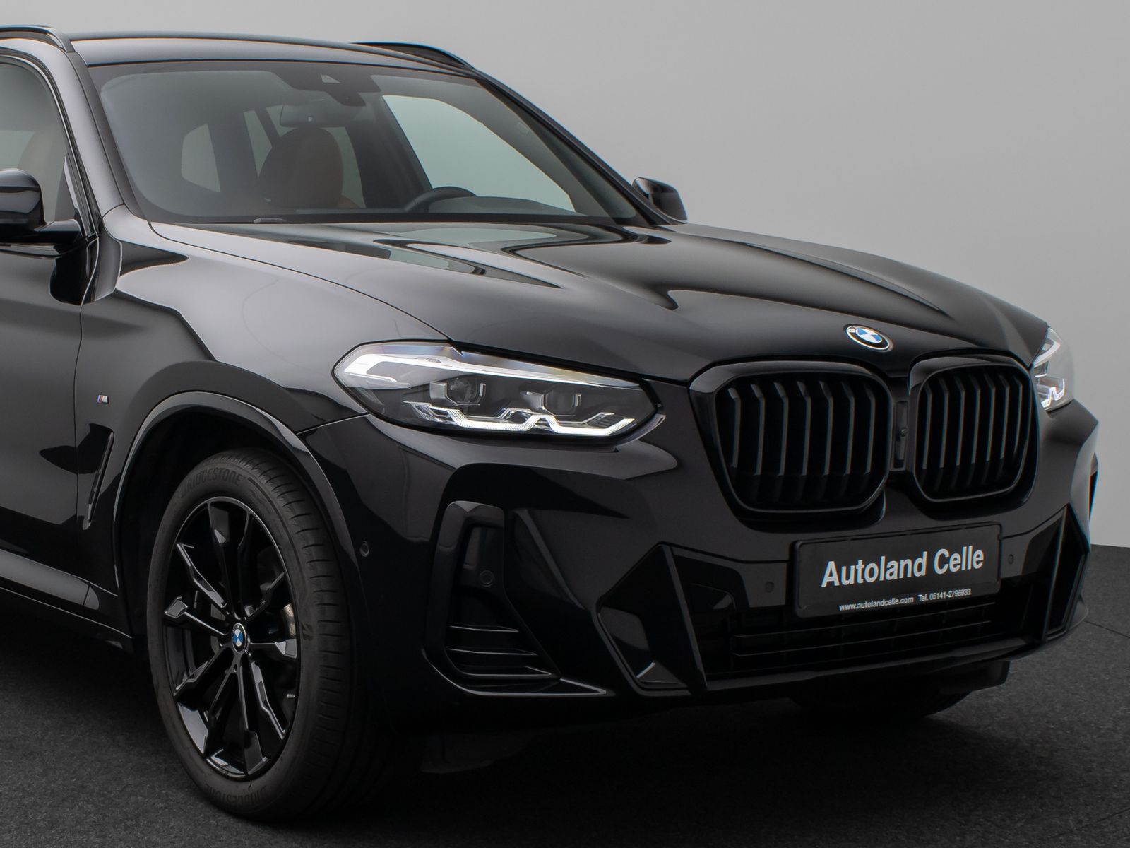 Fahrzeugabbildung BMW X3 xD30i M Sport DAB 360° Komfort Leder 20Zoll