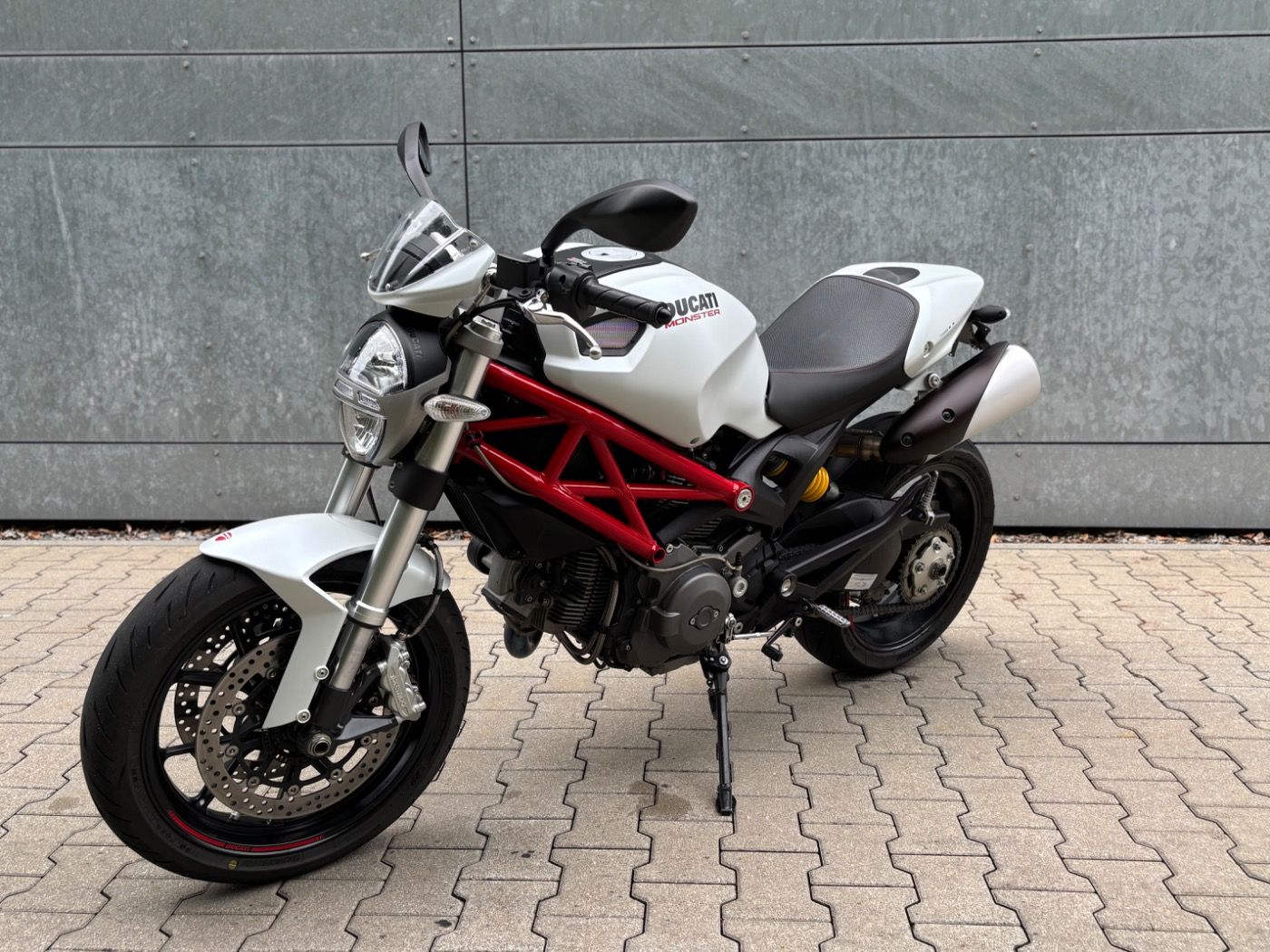 Fahrzeugabbildung Ducati Monster 796