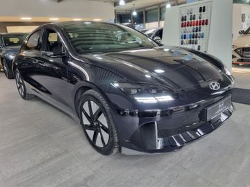 Fahrzeugabbildung Hyundai IONIQ 6 2WD 77,4 229PS UNIQ digitale ASP PanoD.