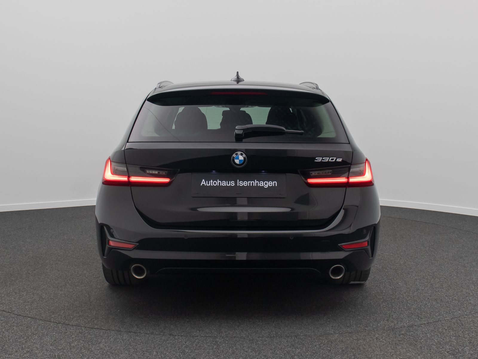 Fahrzeugabbildung BMW 330e Sport Line Laser HUD DAB PDC Komfort Alarm