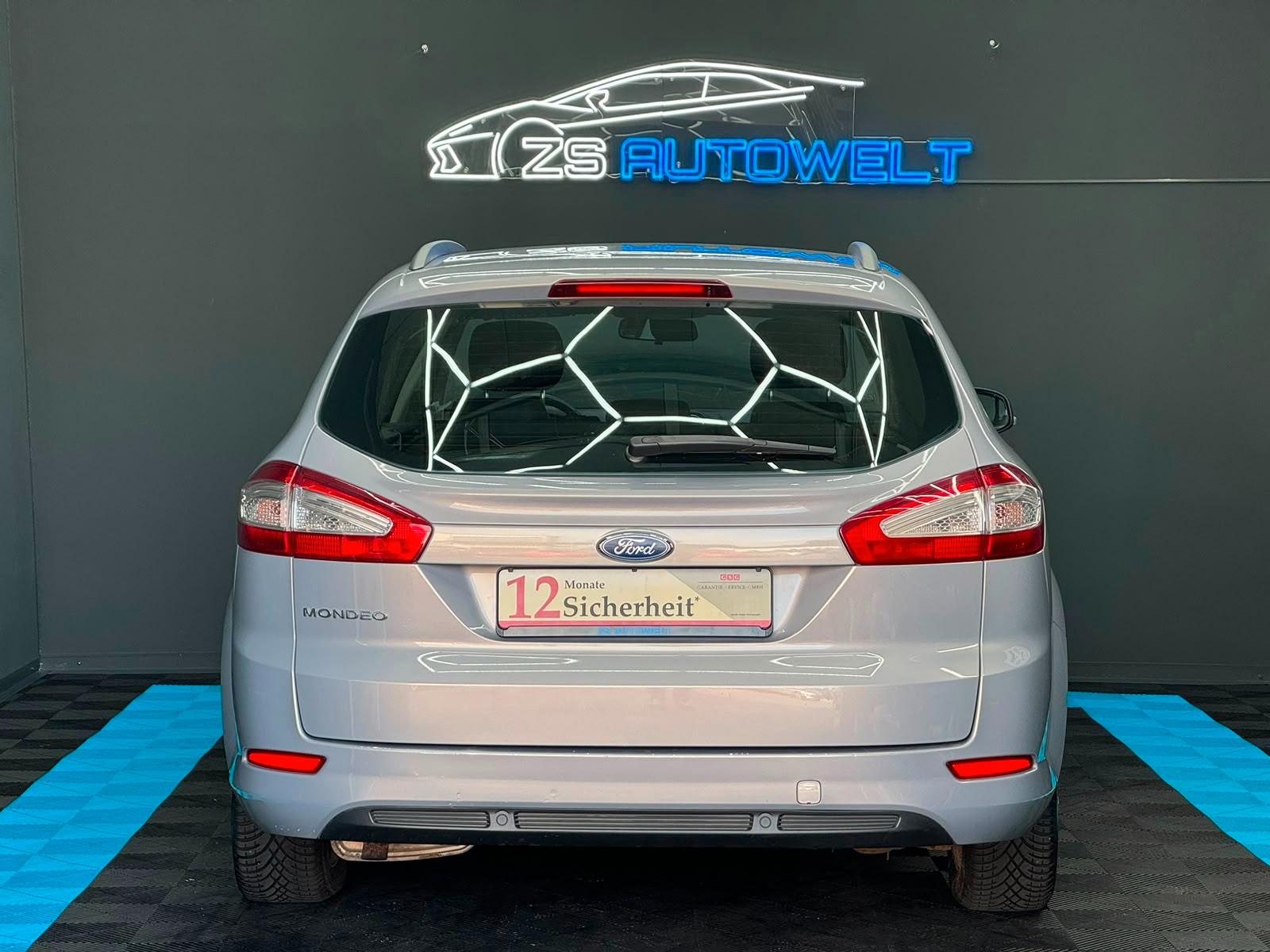 Ford Mondeo 2013 — interior