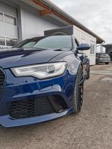 Audi RS6 RS 6 Avant 4.0 TFSI Quattro Performance AGA - blaue Audi RS6