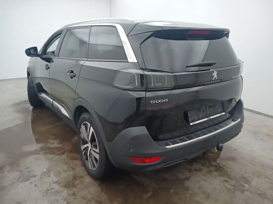Fahrzeugabbildung Peugeot 5008 Allure Pack 1.5D LED/NAVI/AHK/PDC/R´CAM