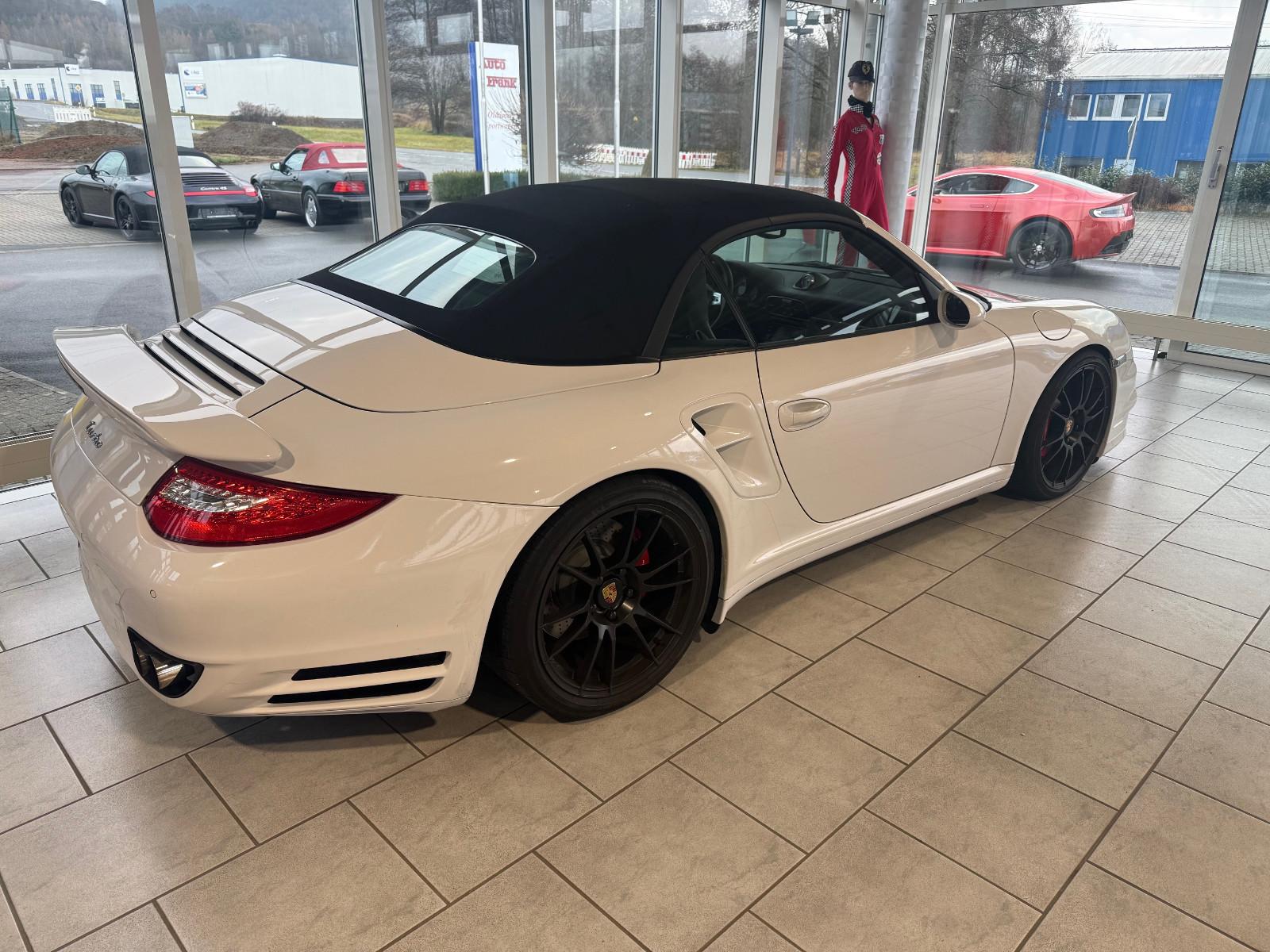 Porsche 997 Turbo Cabrio Faclift Optik