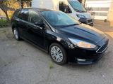 Ford Focus 1,5 TDCi 88kW PowerSh. Titanium Turnier - Ford Focus: Kombi, 8.1