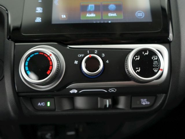 Jazz i-VTEC COMFORT+SITZHEIZUNG+PARKPILOT VO+HI+