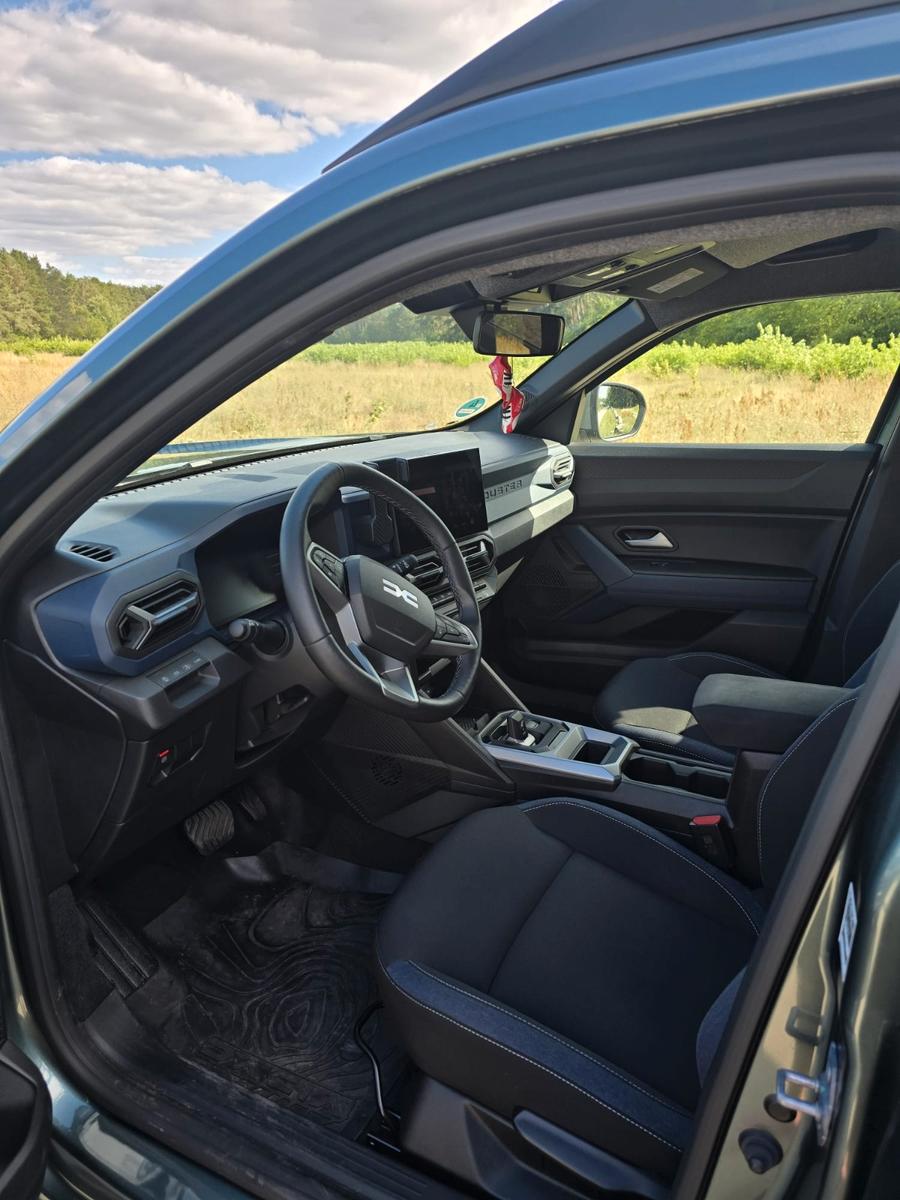 Dacia Duster HYBRID 140 Journey 
