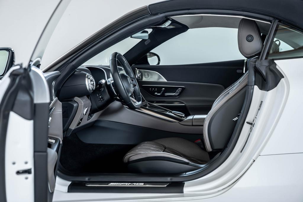 Mercedes-Benz SL 63 AMG