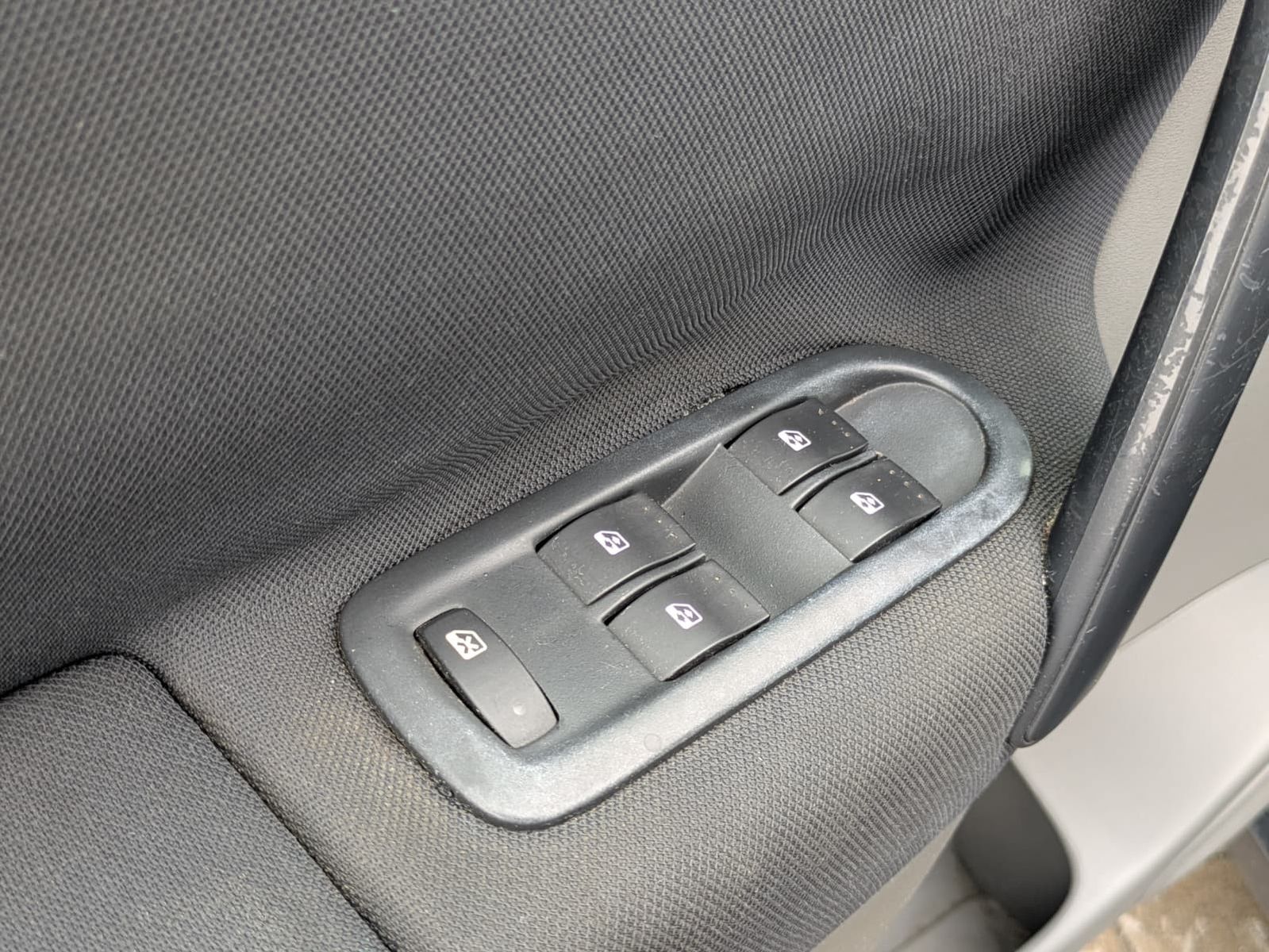 Fahrzeugabbildung Renault Grand Scenic 1.6 KLIMA*ISO*ZAHNRIEMEN NEU*2HAND