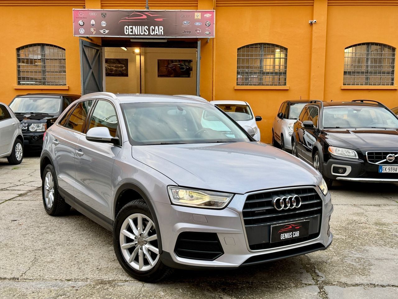 AUDI Q3