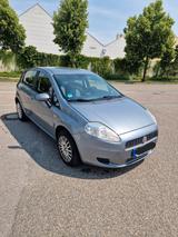 Fiat Punto 1.4 8V Dynamic Dynamic - Fiat Punto Dynamic mit Benzin-Antrieb