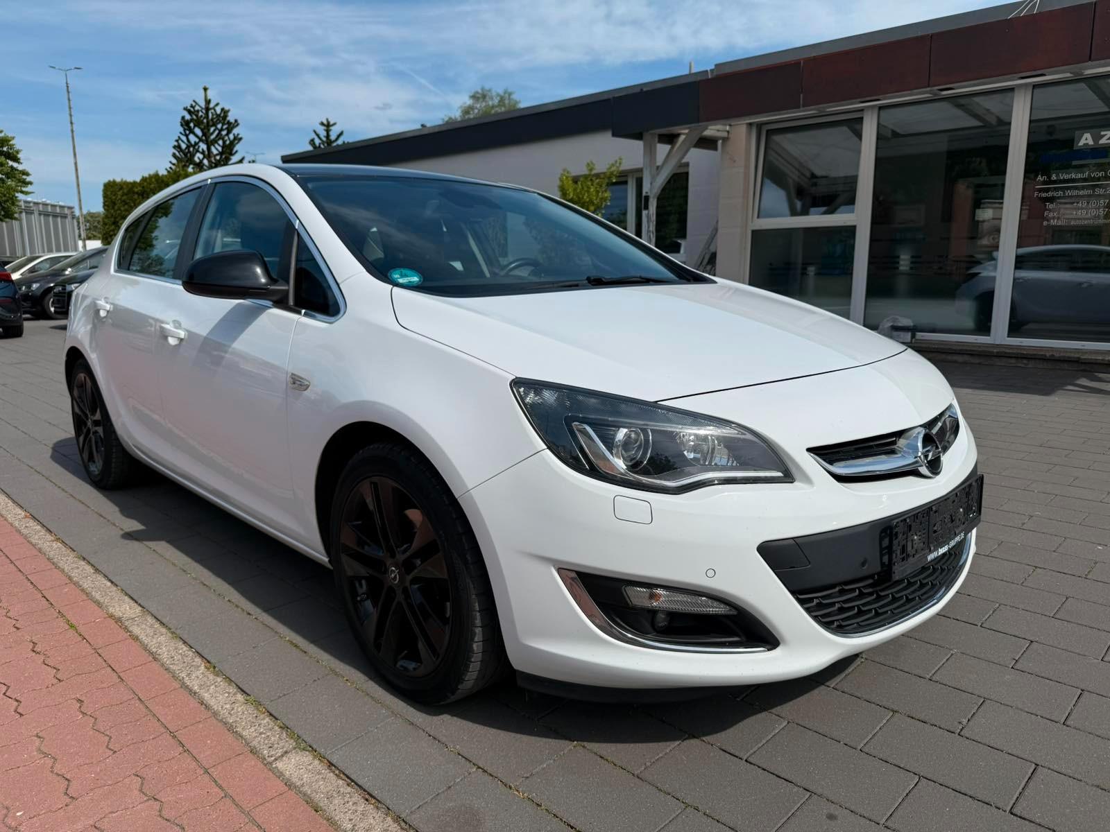 Opel Astra J Lim. 1.6 CDTI Exklusiv Navi Bi-Xenon AHK
