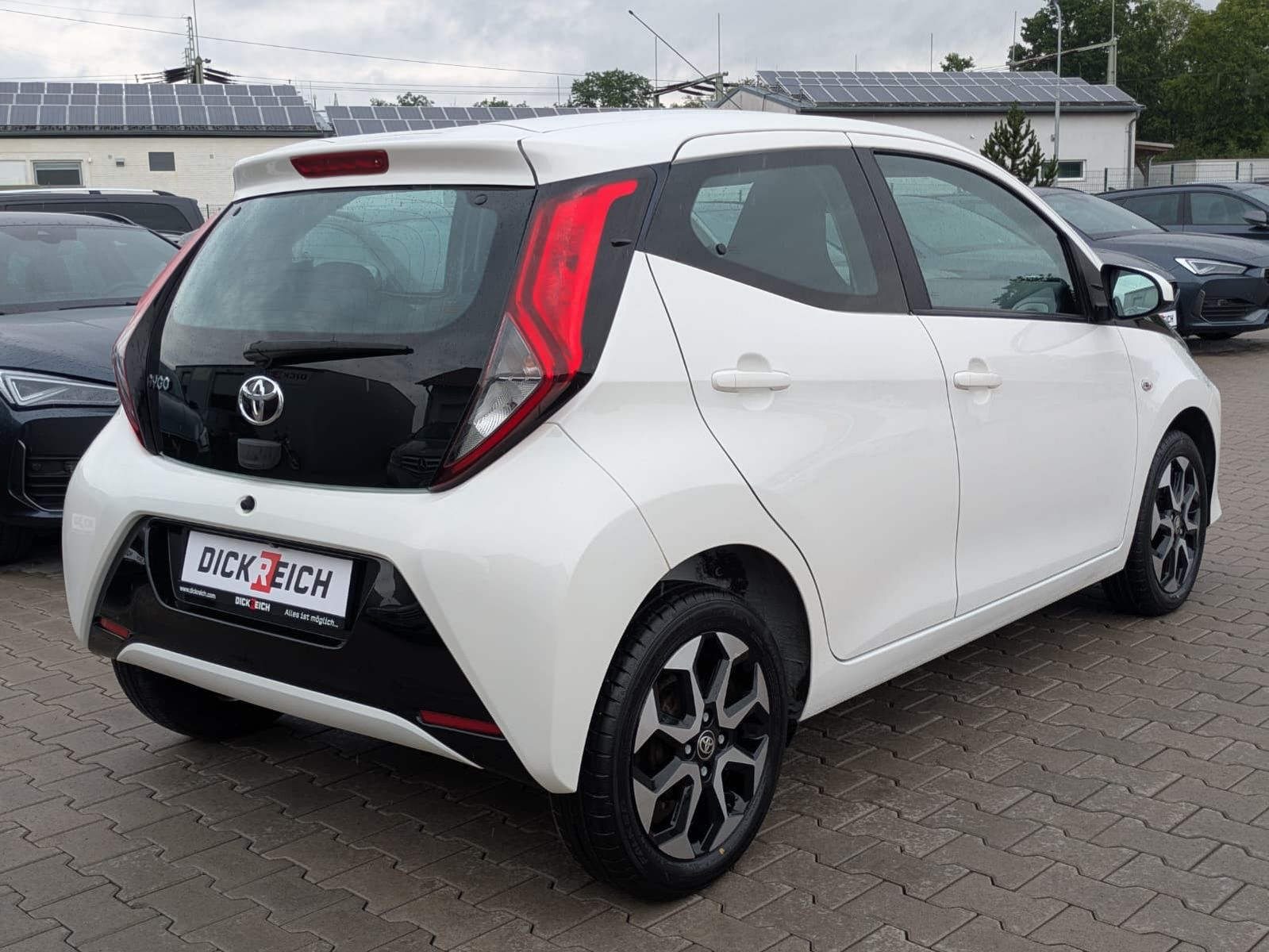 Fahrzeugabbildung Toyota AYGO 1.0 x-Play APP-CONNECT*KLIMA*KAMERA