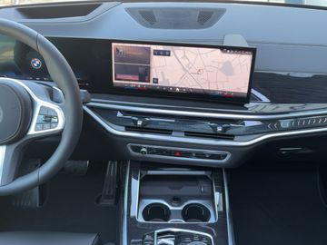 BMW X7 - 10