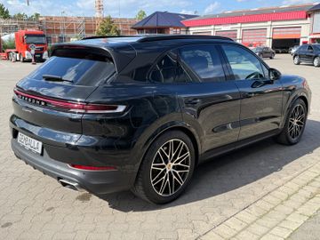 Porsche Cayenne - 7