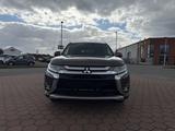 Mitsubishi Outlander SUV-Star+ 4WD - Mitsubishi mit Diesel-Antrieb: Geländewagen, Automatik