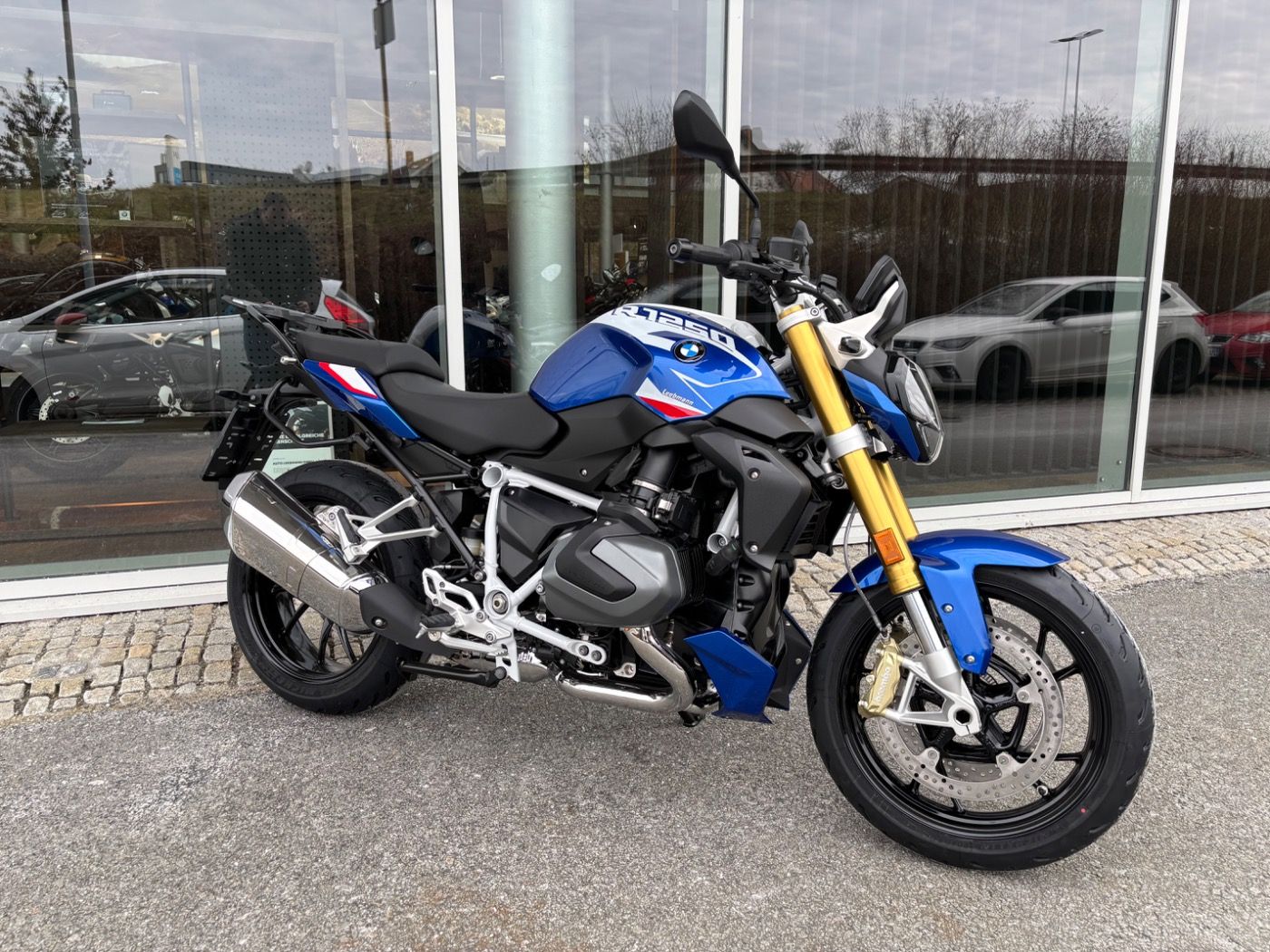 Fahrzeugabbildung BMW R 1250 R Style Sport 3 Pakete