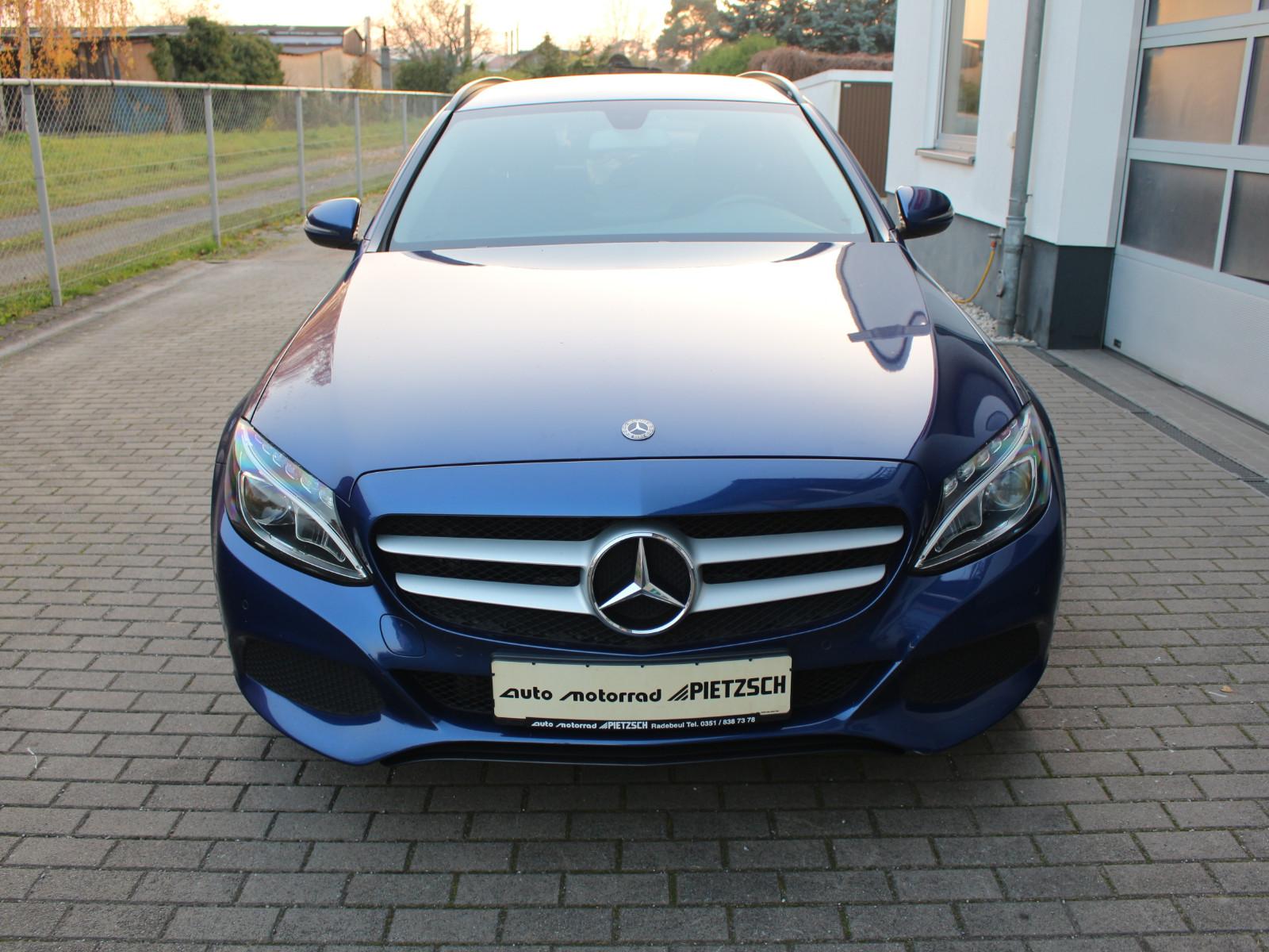 Mercedes-Benz C 220 C T-Modell d 4Matic LED Navi SHZ PDC Tempo